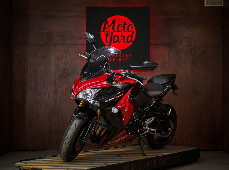 Мотоцикл Suzuki GSX-S1000F Максимальная комплектация с пробегом 19071 км