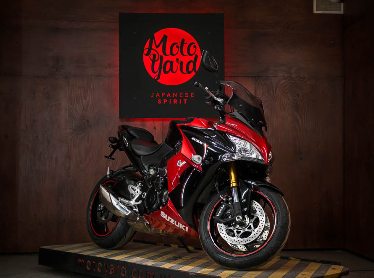 Мотоцикл Suzuki GSX-S1000F Максимальная комплектация с пробегом 19071 км