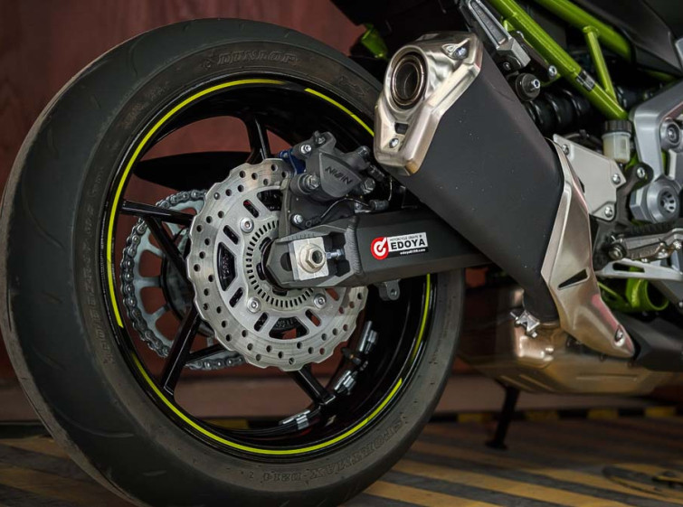 Мотоцикл Kawasaki Z900 Состояние Нового с пробегом 4090 км