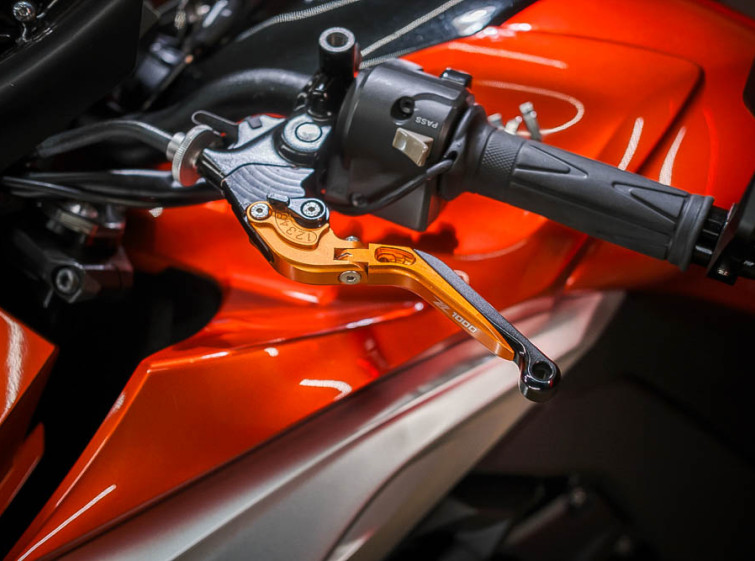 Мотоцикл Kawasaki Z1000 з пробігом 12480 км