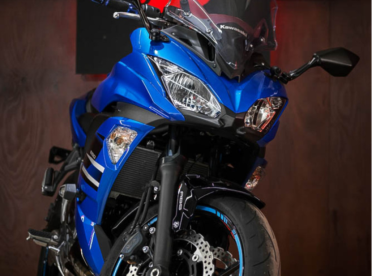 Мотоцикл Kawasaki Ninja 650 Максимальная комплектация Состояние нового с пробегом 8120 км