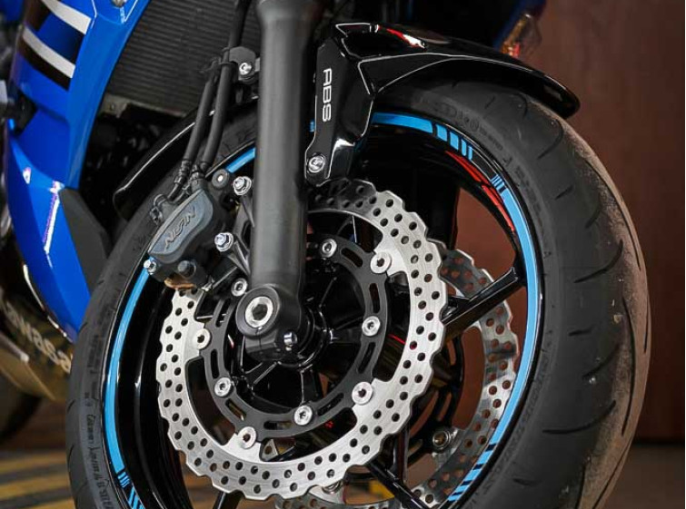 Мотоцикл Kawasaki Ninja 650 Максимальная комплектация Состояние нового с пробегом 8120 км