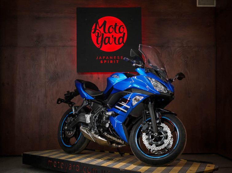 Мотоцикл Kawasaki Ninja 650 Максимальная комплектация Состояние нового с пробегом 8120 км