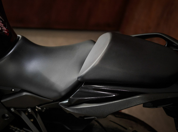 Мотоцикл Kawasaki Ninja 1000 Максимальна комплектація стан нового з пробігом 14933 км