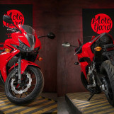 Мотоцикл Honda CBR400R Состояние нового с пробегом 4938 км