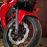 Мотоцикл Honda CBR400R Состояние нового с пробегом 4938 км