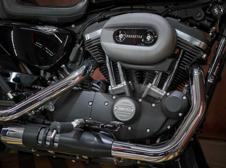 Мотоцикл Harley-Davidson ROADSTER XL1200CX ABS Состояние нового с пробегом 8019 км