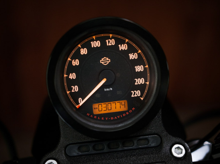 Мотоцикл Harley-Davidson XL883N SPORTSTER IRON ABS с пробегом 30774 км