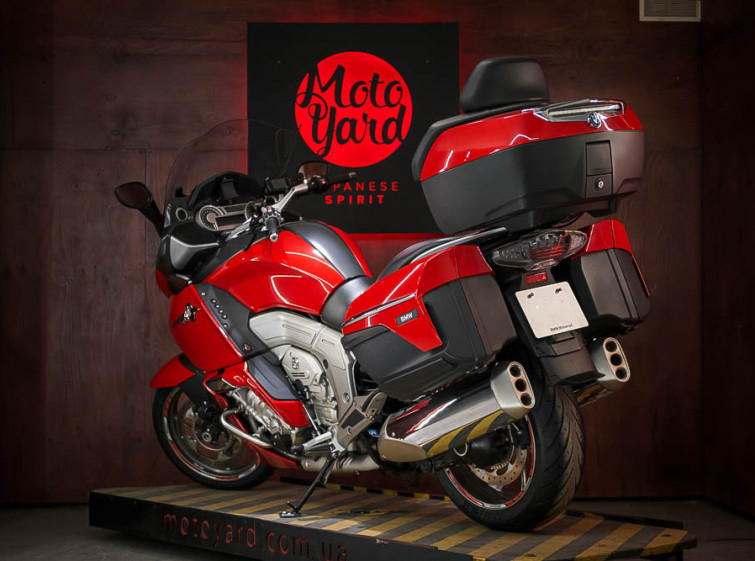 Мотоцикл BMW K1600 GTL Максимальная комплектация Состояние нового с пробегом 11478 км