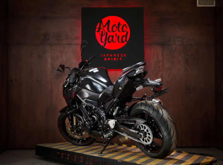 Мотоцикл Kawasaki Z900 Состояние Нового с пробегом 15762 км