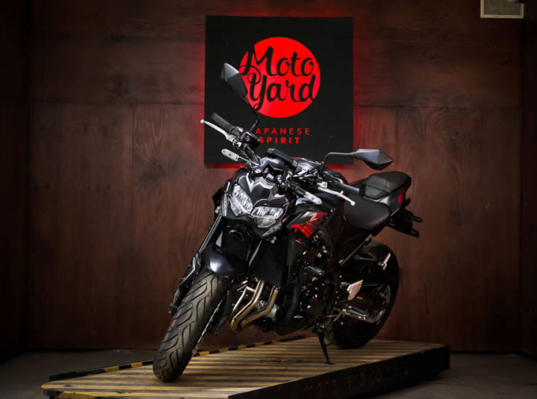 Мотоцикл Kawasaki Z900 Состояние Нового с пробегом 15762 км