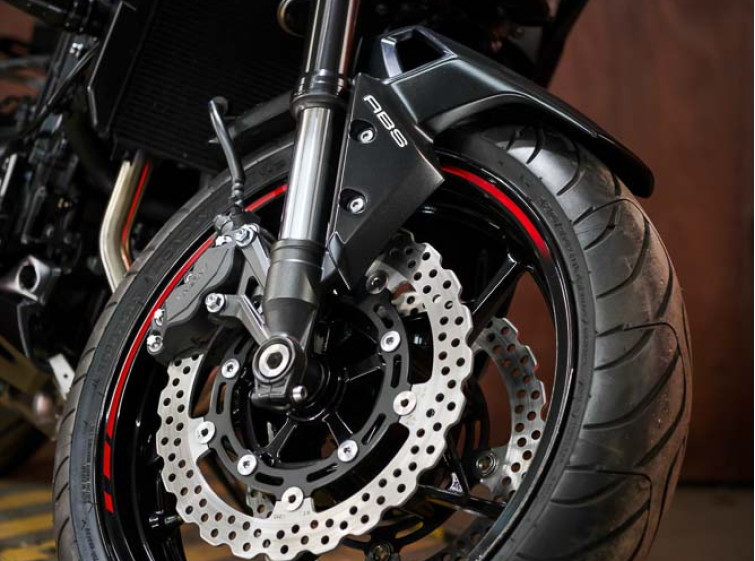 Мотоцикл Kawasaki Z900 Состояние Нового с пробегом 15762 км