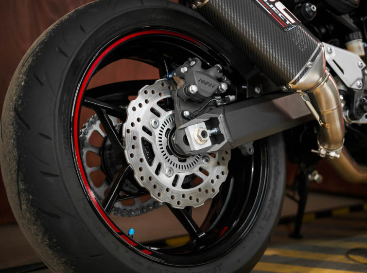 Мотоцикл Kawasaki Z900 Состояние Нового с пробегом 11594 км