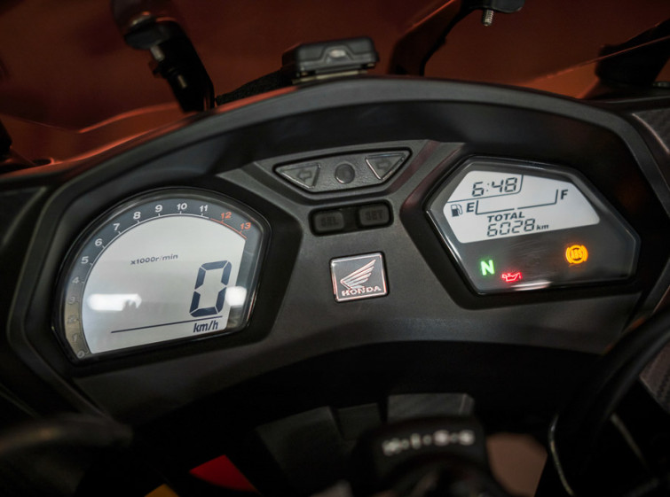 Мотоцикл Honda CBR650F ABS Состояние нового с пробегом 6028 км