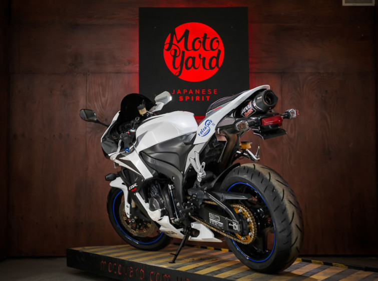 Мотоцикл Honda CBR600RR с пробегом 23342 км