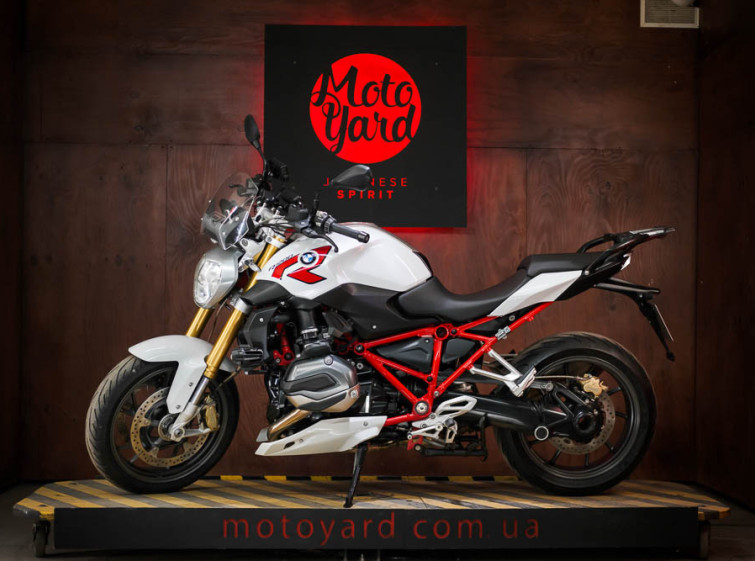 Мотоцикл BMW R1200R ABS Traction Quickshifter с пробегом 21904 км