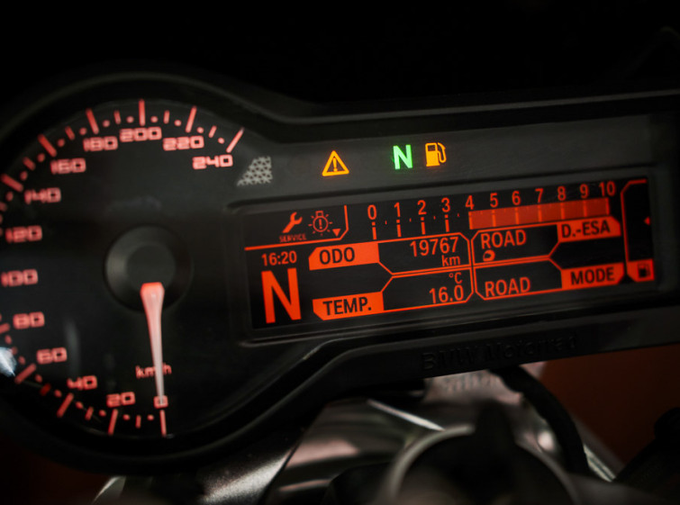 Мотоцикл BMW R1200R ABS Traction Quickshifter с пробегом 19767 км