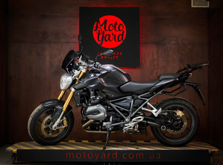 Мотоцикл BMW R1200R ABS Traction Quickshifter с пробегом 19767 км