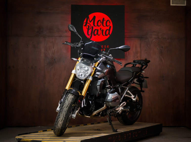Мотоцикл BMW R1200R ABS Traction Quickshifter с пробегом 19767 км