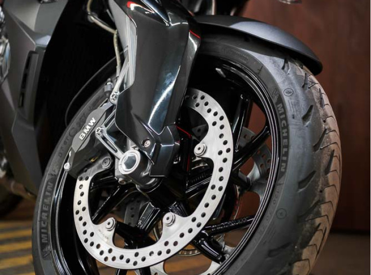 Мотоцикл BMW K1300R Максимальна комплектація з пробігом 31796 км