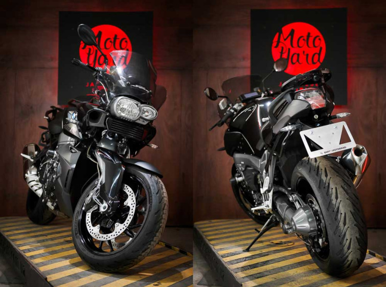 Мотоцикл BMW K1300R Максимальна комплектація з пробігом 31796 км