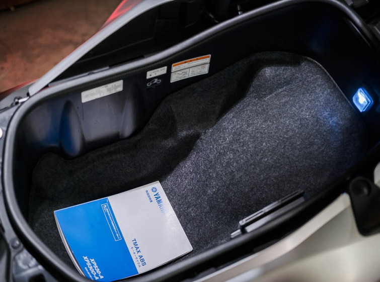 Мотоцикл Yamaha Tmax 530 SX ABS Состояние нового с пробегом 7976 км