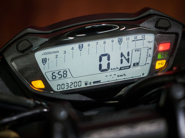 Мотоцикл Suzuki GSX-S 750 ABS Максимальна комплектація Новий мотоцикл з пробігом 3200 км