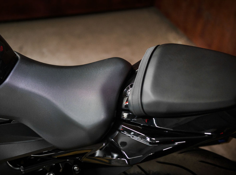 Мотоцикл Suzuki GSX-S 750 ABS Максимальна комплектація Новий мотоцикл з пробігом 3200 км