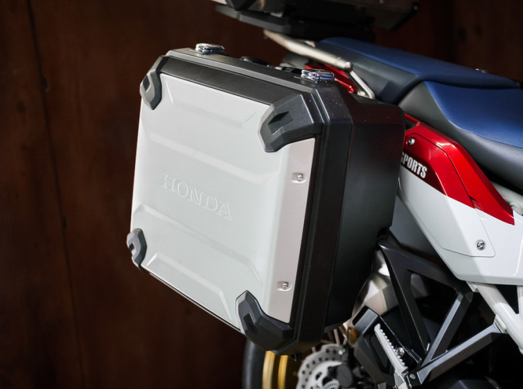 Мотоцикл Honda Africa Twin CRF1000L Adventure 30 Years Anniversary Автомат з пробігом 16287 км