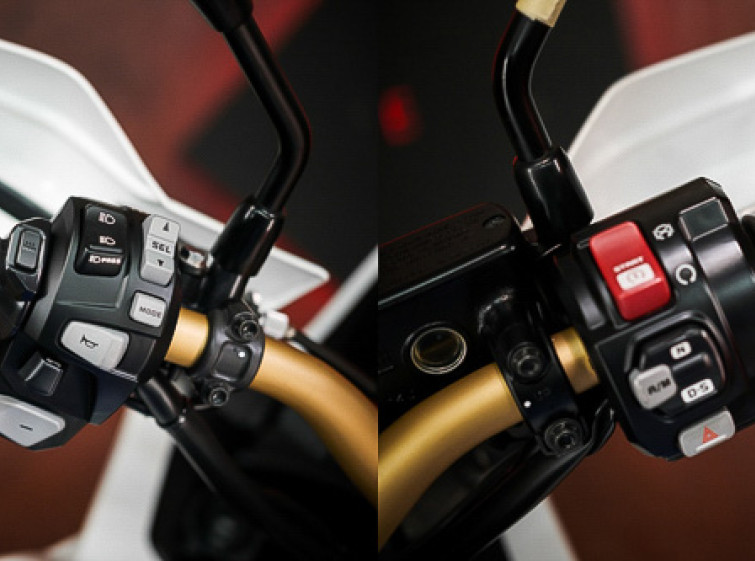 Мотоцикл Honda Africa Twin CRF1000L Adventure 30 Years Anniversary Автомат з пробігом 16287 км