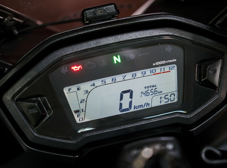 Мотоцикл Honda CBR400R з пробігом 14656 км