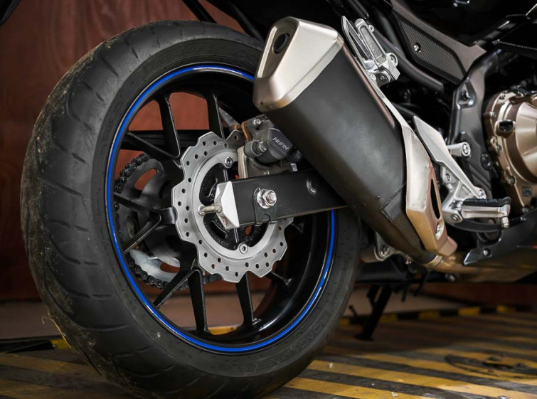 Мотоцикл Honda CBR400R з пробігом 14656 км