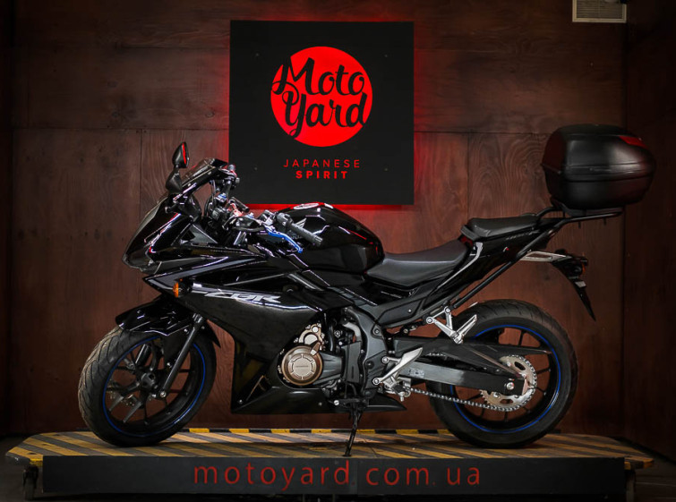 Мотоцикл Honda CBR400R з пробігом 14656 км