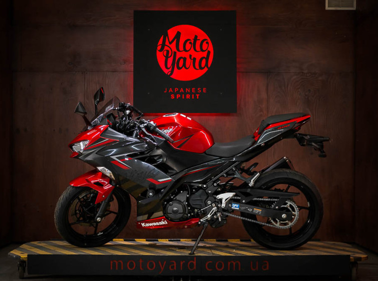 Мотоцикл Kawasaki Ninja 400 ABS с пробегом 10003 км
