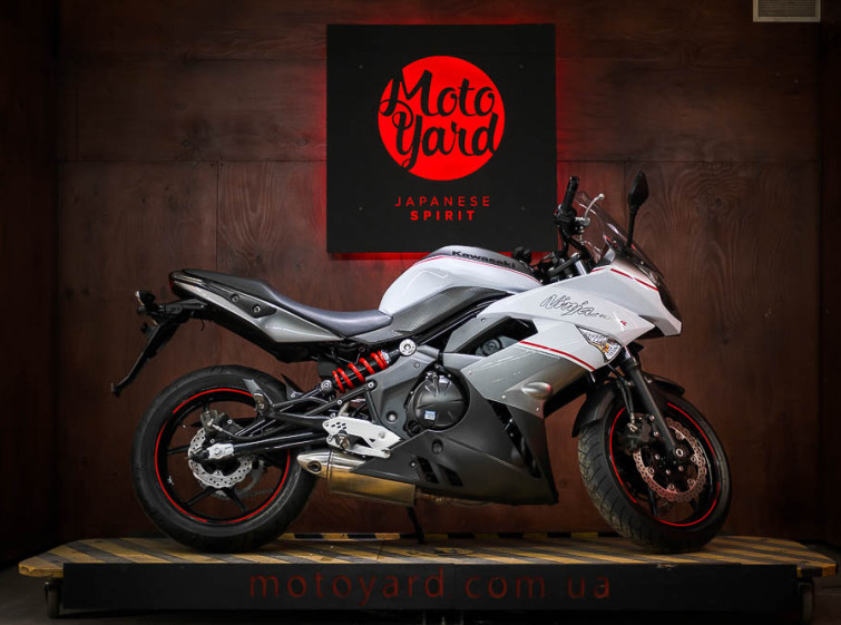 Мотоцикл Kawasaki Ninja 400R ABS с пробегом 17546 км