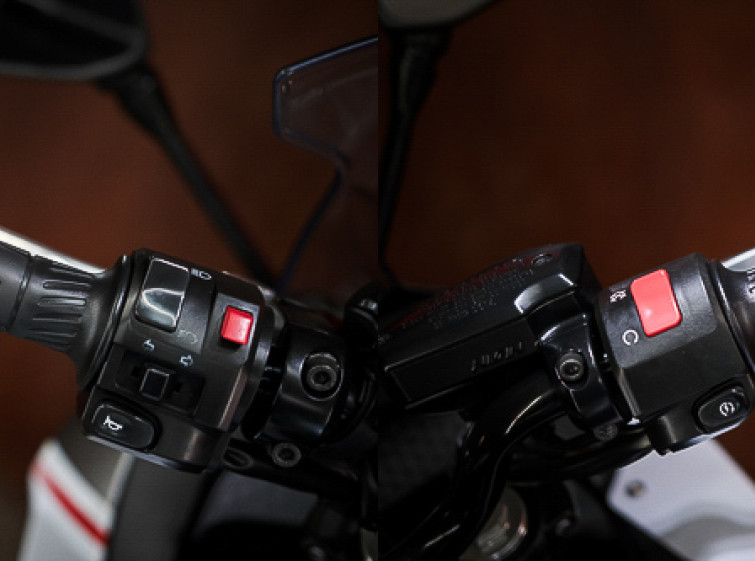 Мотоцикл Kawasaki Ninja 400R ABS с пробегом 17546 км