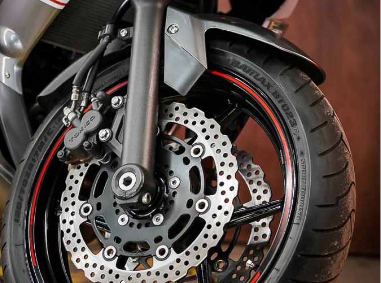 Мотоцикл Kawasaki Ninja 400R ABS с пробегом 17546 км