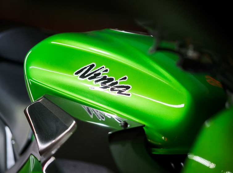 Мотоцикл Kawasaki Ninja 1000 Максимальная комплектация состояние нового с пробегом 4580 км