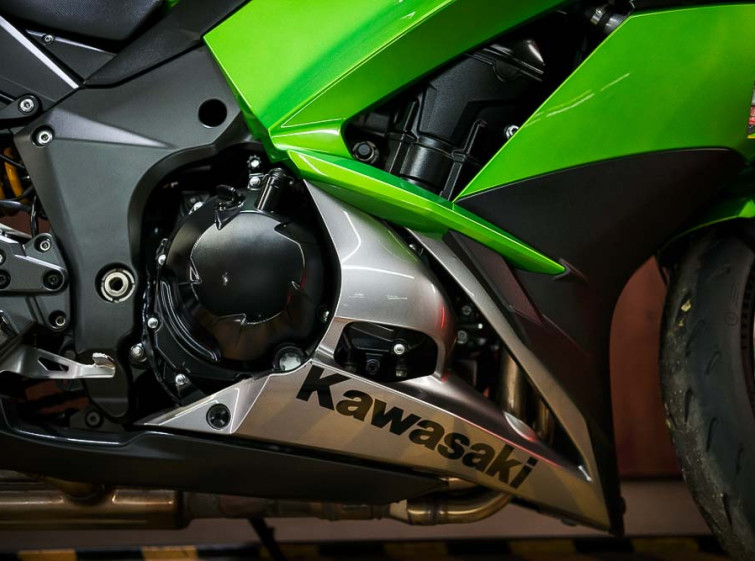 Мотоцикл Kawasaki Ninja 1000 Максимальная комплектация состояние нового с пробегом 4580 км