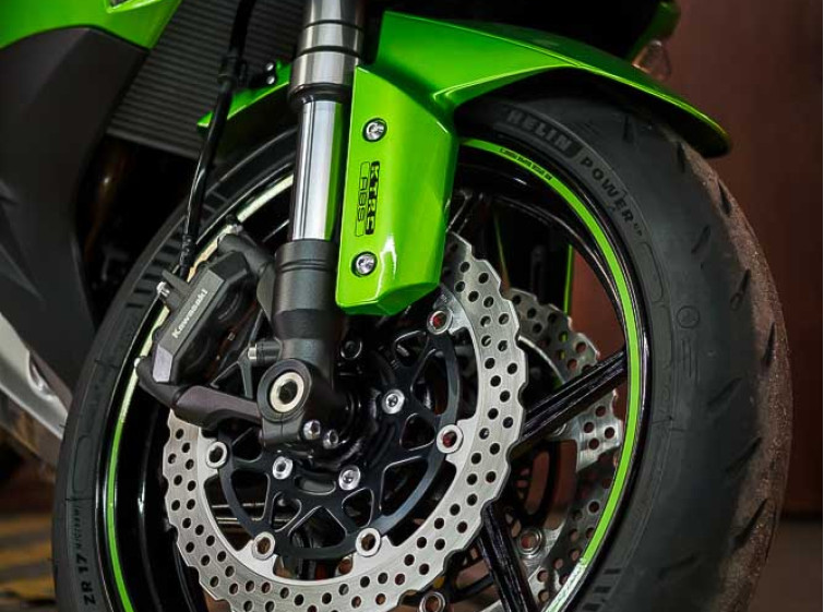 Мотоцикл Kawasaki Ninja 1000 Максимальная комплектация состояние нового с пробегом 4580 км