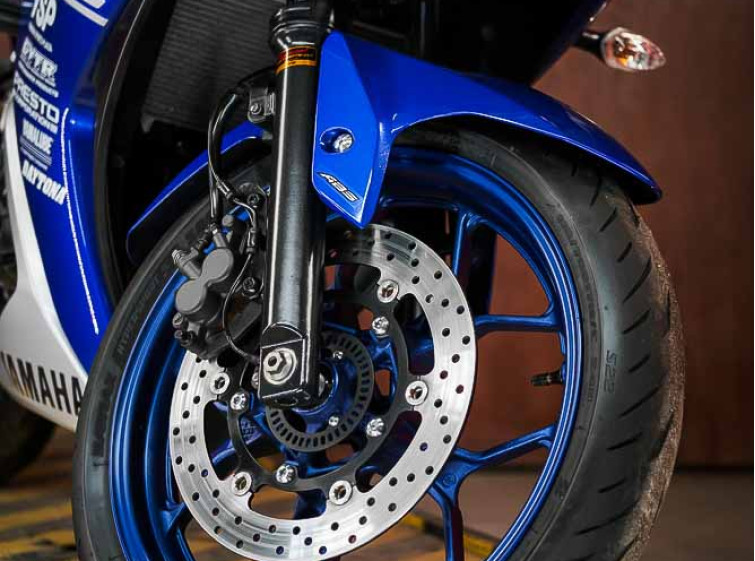 Мотоцикл Yamaha YZF-R3 ABS с пробегом 16648 км