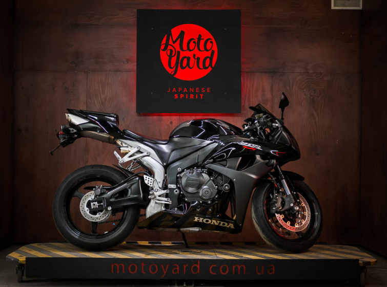 Мотоцикл Honda CBR600RR с пробегом 26030 км