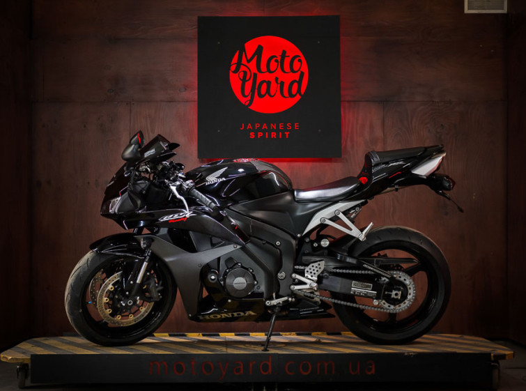Мотоцикл Honda CBR600RR с пробегом 26030 км