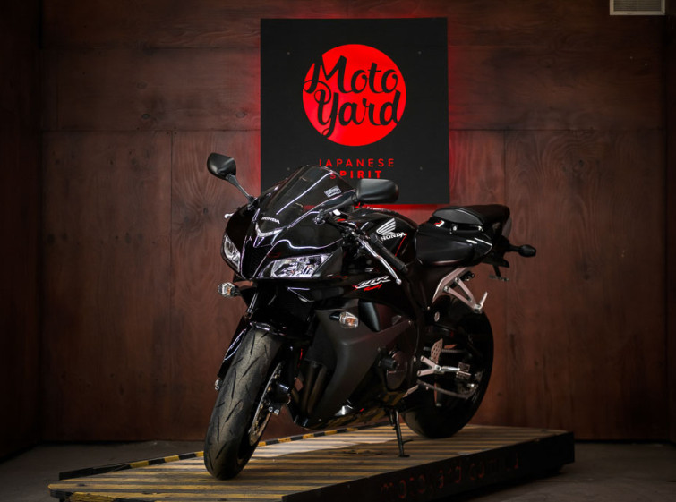 Мотоцикл Honda CBR600RR с пробегом 26030 км