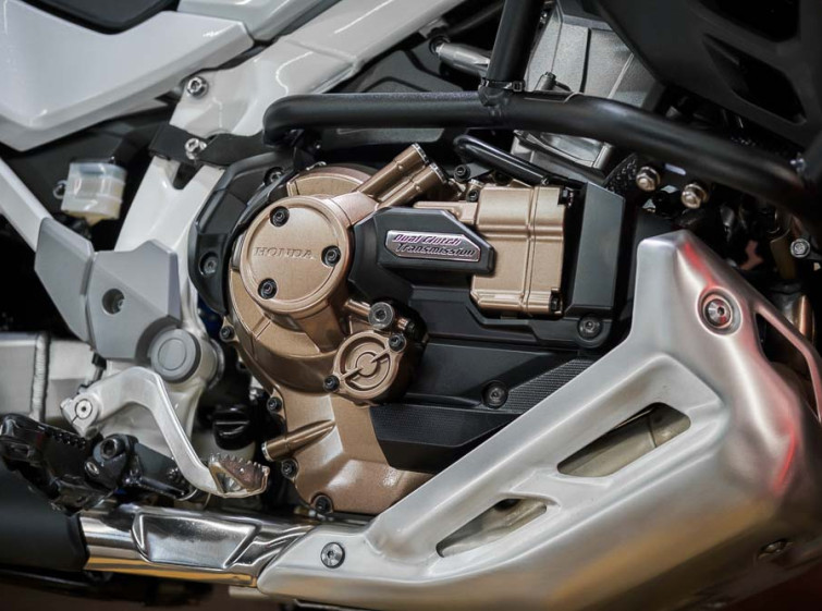 Мотоцикл Honda CRF1100L Africa Twin Cостояние нового Автомат с пробегом 10135 км