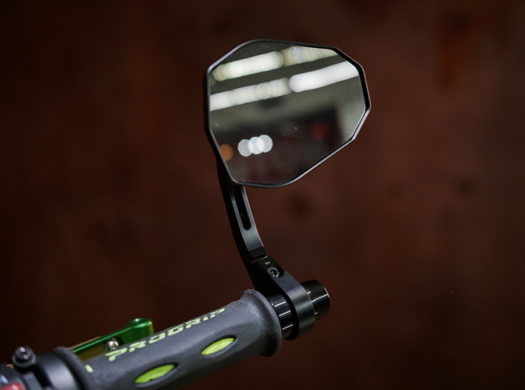 Kawasaki Z1000 ABS Traction Cостояние нового с пробегом 6323 км