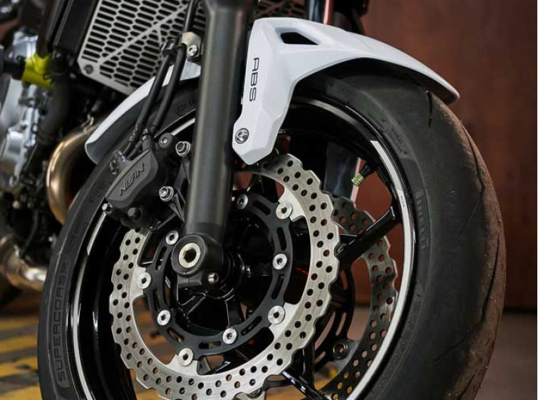 Мотоцикл Kawasaki Z650 ABS с пробегом 27677 км