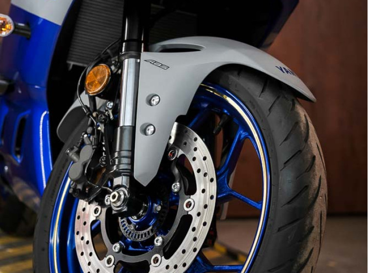 Мотоцикл Yamaha YZF-R3 ABS Состояние нового с пробегом 5613 км