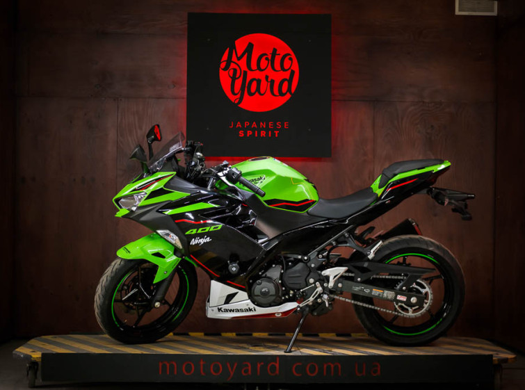 Мотоцикл Kawasaki Ninja 400 ABS Состояние нового с пробегом 10347 км