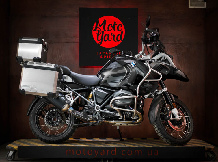 BMW R1200GS Максимальная комлпектация Состояние нового с пробегом 18735 км